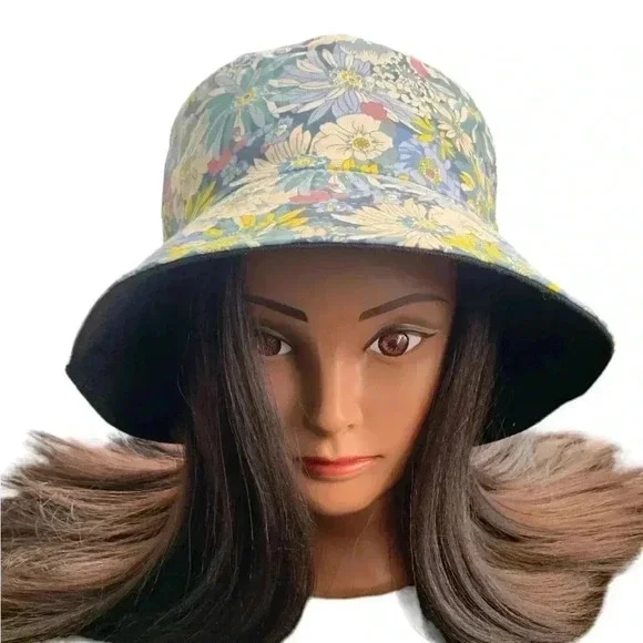 Boutique Handcrafted OSFM Multi-Colored Flirty Floral Zinnias Bucket Hat Beach - Picture 2 of 7